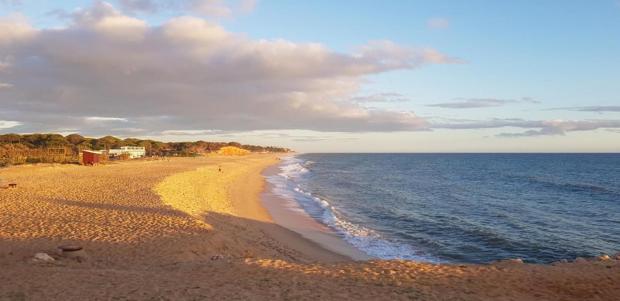 Boas-Vindas Ostello Albufeira Esterno foto